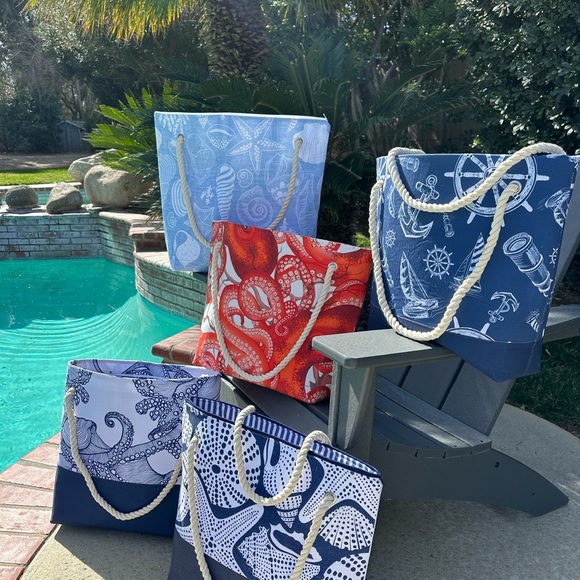 Nautical Blue and White Tote Bag w/travel strap - Picture 6 of 6